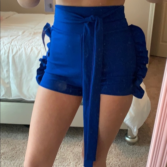 Two piece set - Picture 3 of 4